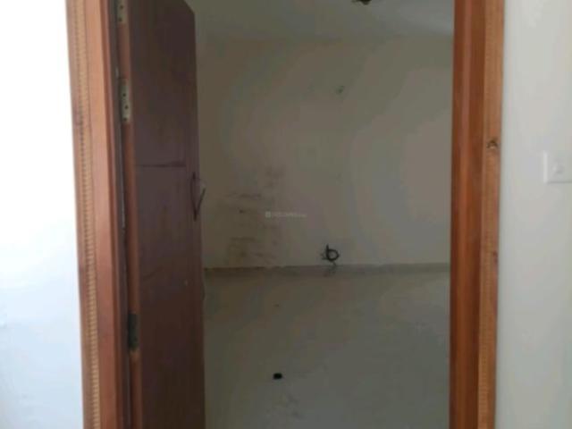 3 BHK Apartment in Madhapur for rent Hyderabad. The reference number is 13736528
