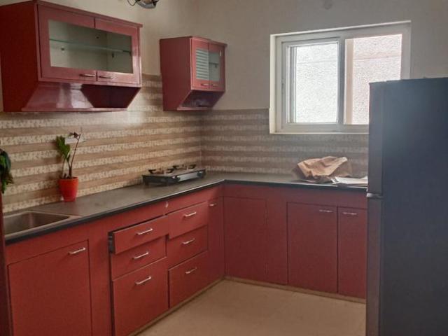 3 BHK Apartment in Madhapur for rent Hyderabad. The reference number is 9667555