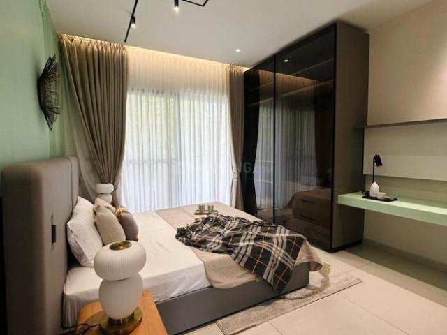 3 BHK Apartment in Madhapur for resale Hyderabad. The reference number is 21106157