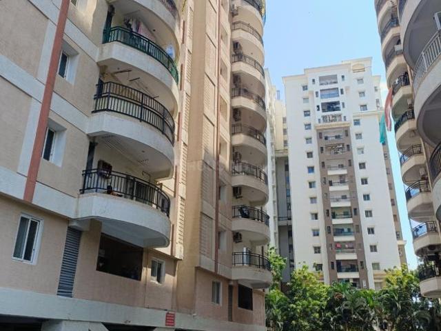 3 BHK Apartment in Madhapur for resale Hyderabad. The reference number is 21259799
