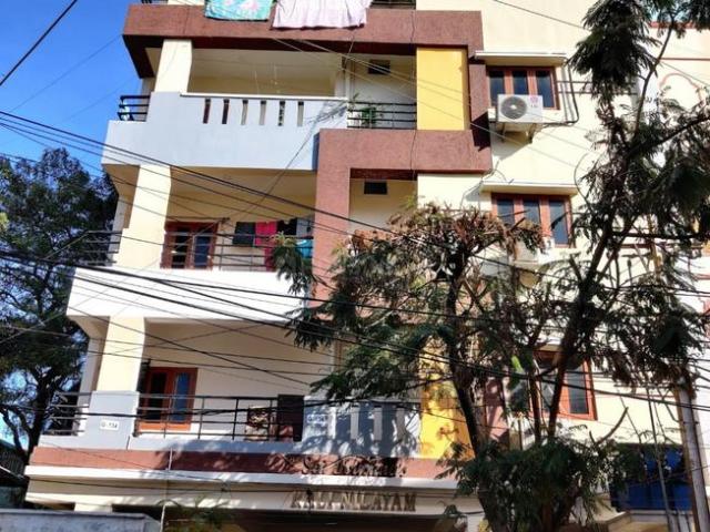 3 BHK Apartment in Madhura Nagar for resale Hyderabad. The reference number is 20806031
