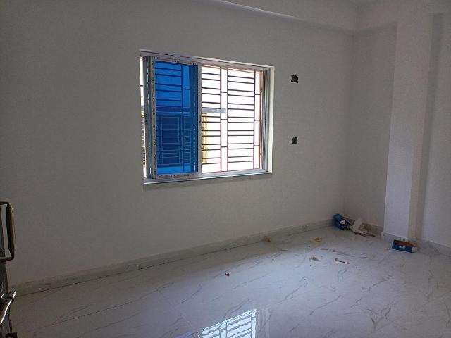 3 BHK Apartment in Madhyamgram for resale Kolkata. The reference number is 20216735