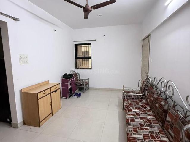 3 BHK Apartment in Magarpatta City for rent Pune. The reference number is 20762635