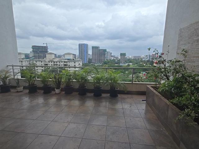 3 BHK Apartment in Magarpatta City for rent Pune. The reference number is 21062833