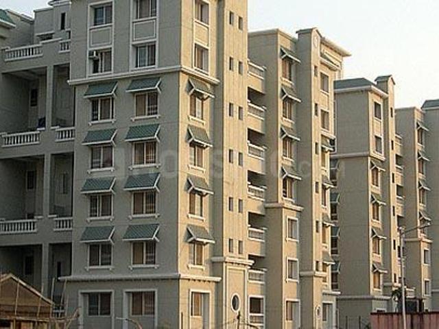 3 BHK Apartment in Magarpatta City for resale Pune. The reference number is 19885800