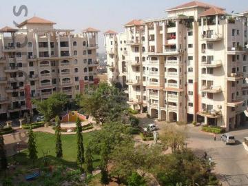 3 BHK Apartment in Magarpatta City for resale Pune. The reference number is 20546853