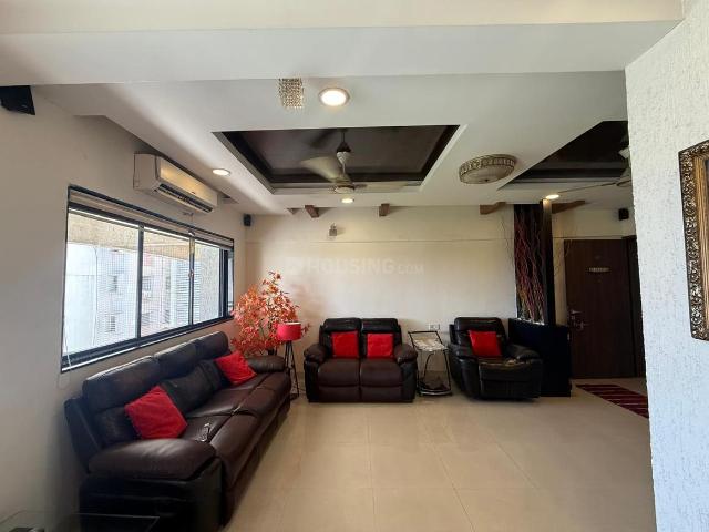 3 BHK Apartment in Magarpatta City for resale Pune. The reference number is 21045879