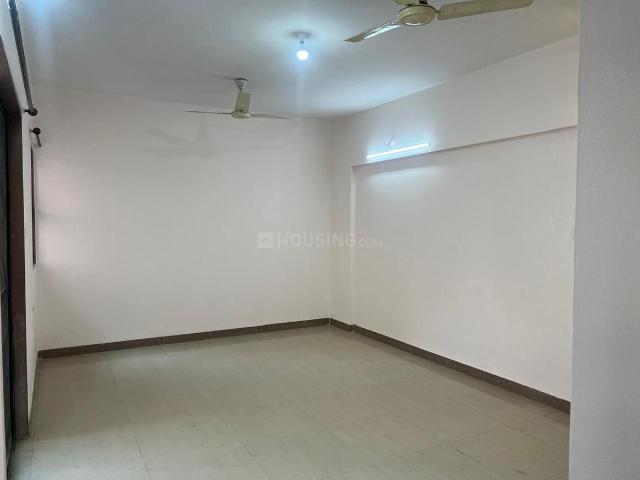 3 BHK Apartment in Magarpatta City for resale Pune. The reference number is 21085763