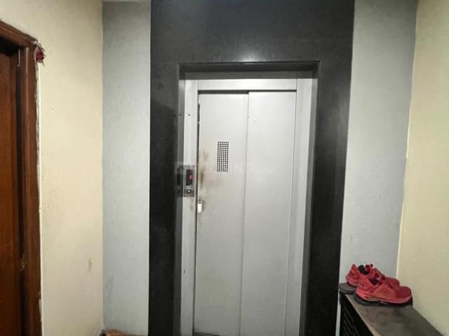 3 BHK Apartment in Maharani Peta for resale Visakhapatnam. The reference number is 20049426