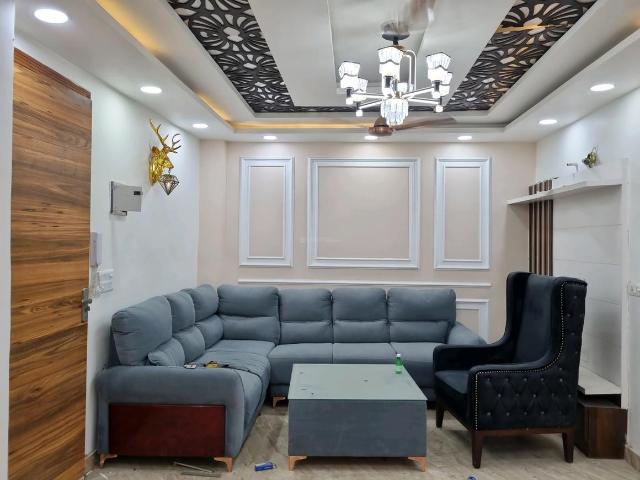 3 BHK Apartment in Mahavir Enclave for resale New Delhi. The reference number is 20634559