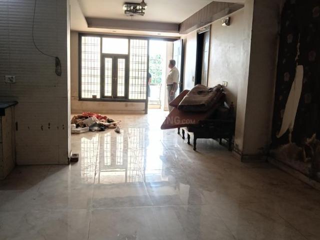 3 BHK Apartment in Mahavir Enclave for resale New Delhi. The reference number is 21168392