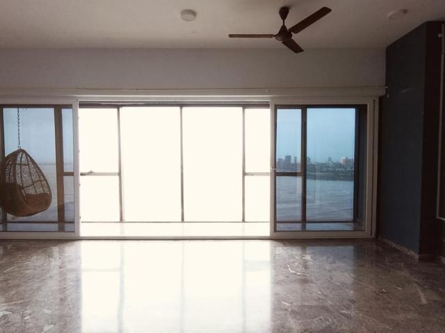 3 BHK Apartment in Mahim for rent Mumbai. The reference number is 20990909