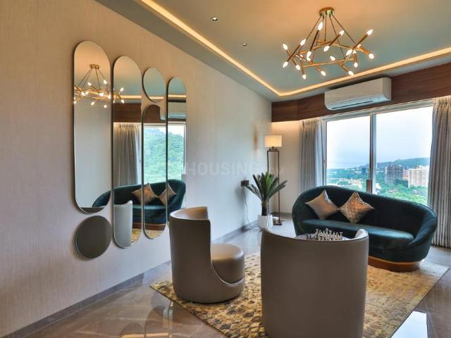 3 BHK Apartment in Mahim for resale Mumbai. The reference number is 21025986