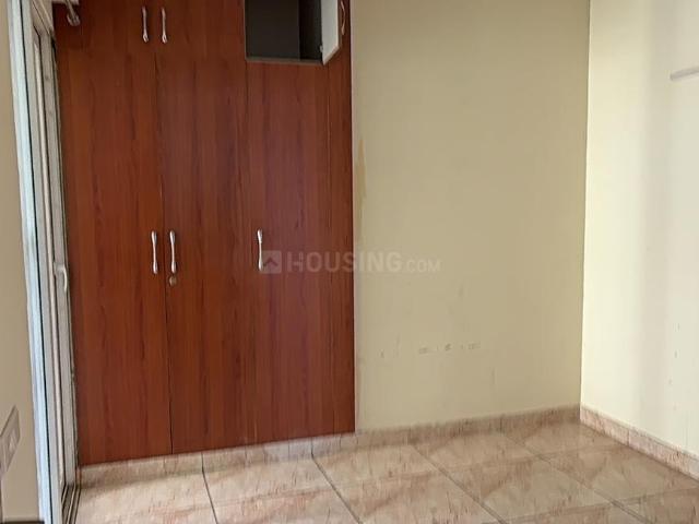 3 BHK Apartment in Mahurali for rent Ghaziabad. The reference number is 19945610