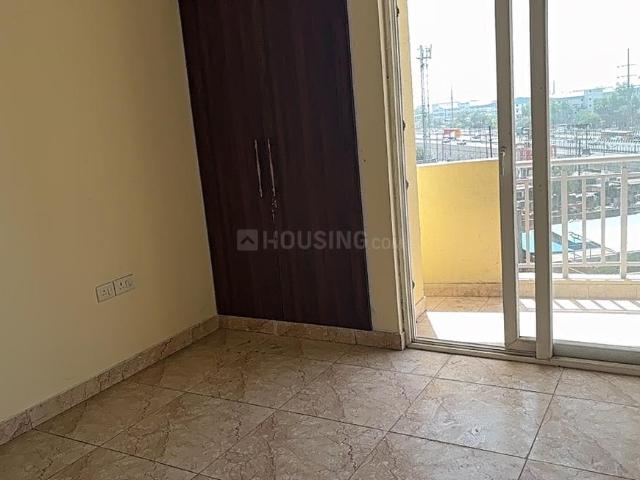 3 BHK Apartment in Mahurali for rent Ghaziabad. The reference number is 20051840