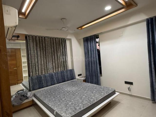 3 BHK Apartment in Makarba for rent Ahmedabad. The reference number is 19418980