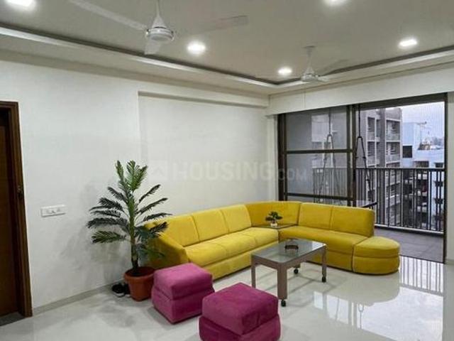 3 BHK Apartment in Makarba for rent Ahmedabad. The reference number is 20564173