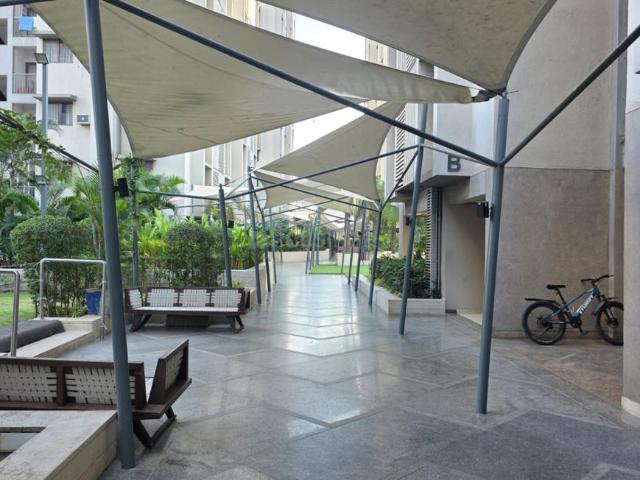 3 BHK Apartment in Makarba for resale Ahmedabad. The reference number is 19483043
