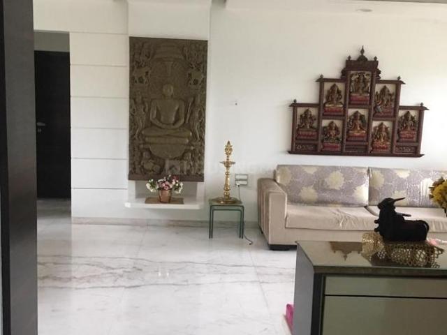 3 BHK Apartment in Malabar Hill for rent Mumbai. The reference number is 21042865