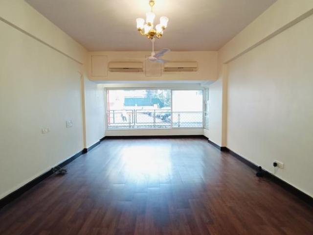 3 BHK Apartment in Malabar Hill for rent Mumbai. The reference number is 21016099