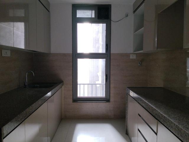 3 BHK Apartment in Malad East for rent Mumbai. The reference number is 18852960
