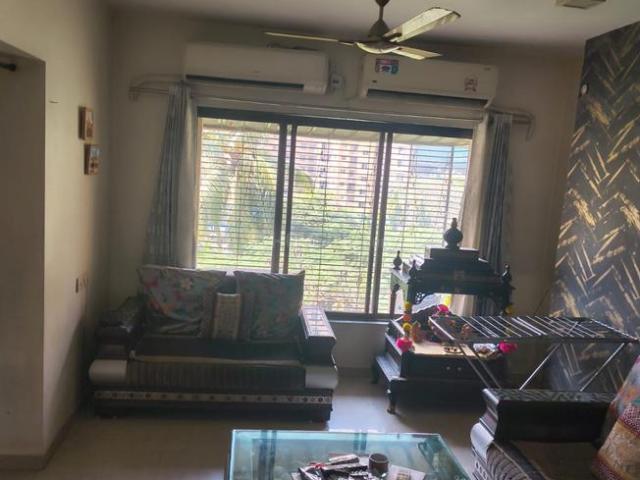 3 BHK Apartment in Malad East for rent Mumbai. The reference number is 19280158