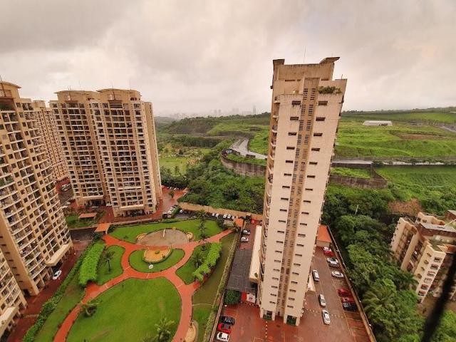 3 BHK Apartment in Malad East for rent Mumbai. The reference number is 20803010