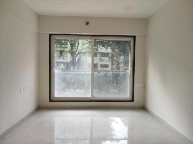 3 BHK Apartment in Malad East for rent Mumbai. The reference number is 21180161