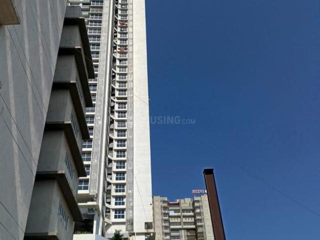 3 BHK Apartment in Malad East for resale Mumbai. The reference number is 17338994