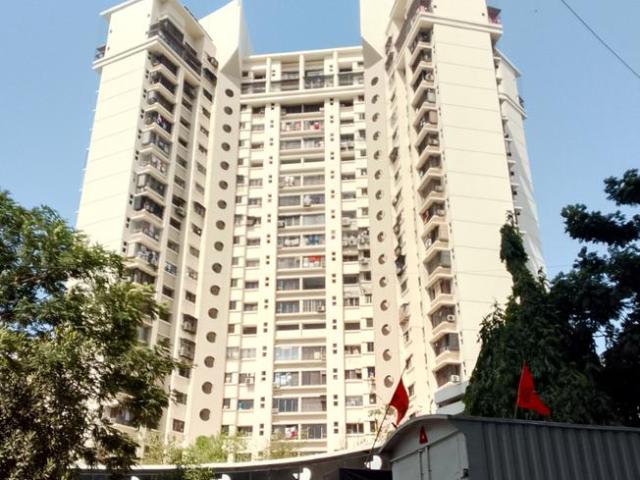 3 BHK Apartment in Malad East for resale Mumbai. The reference number is 20708595
