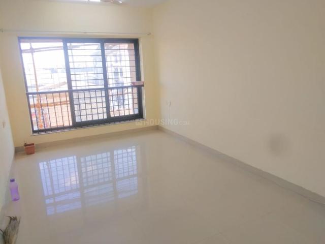 3 BHK Apartment in Malad West for rent Mumbai. The reference number is 18784747