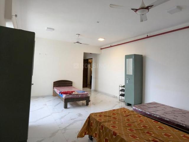 3 BHK Apartment in Malad West for rent Mumbai. The reference number is 19198115