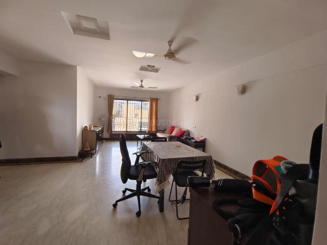 3 BHK Apartment in Malad West for rent Mumbai. The reference number is 20529919