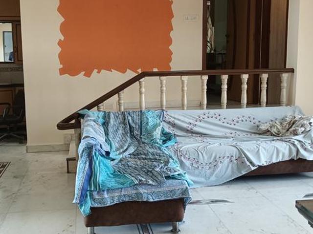 3 BHK Apartment in Malad West for rent Mumbai. The reference number is 20043116