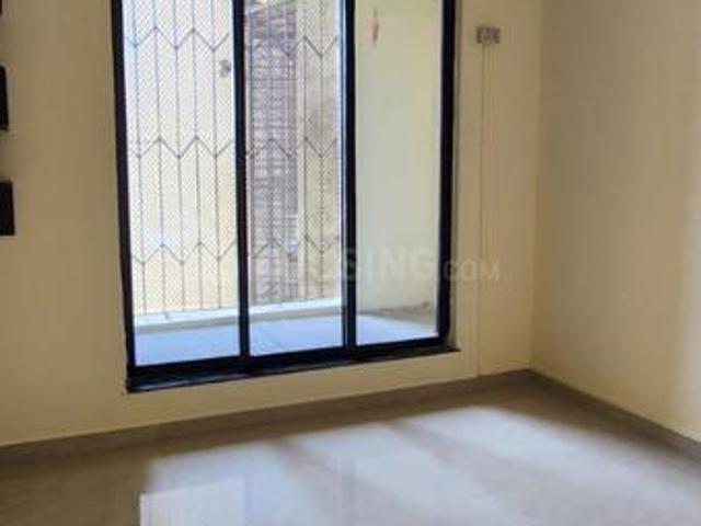 3 BHK Apartment in Malad West for rent Mumbai. The reference number is 20305327