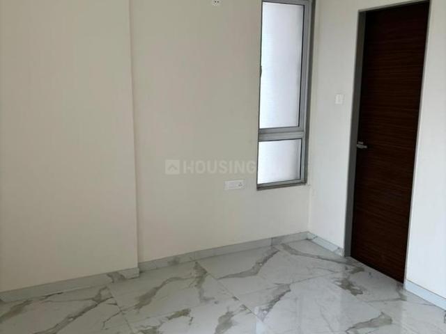 3 BHK Apartment in Malad West for rent Mumbai. The reference number is 20336760