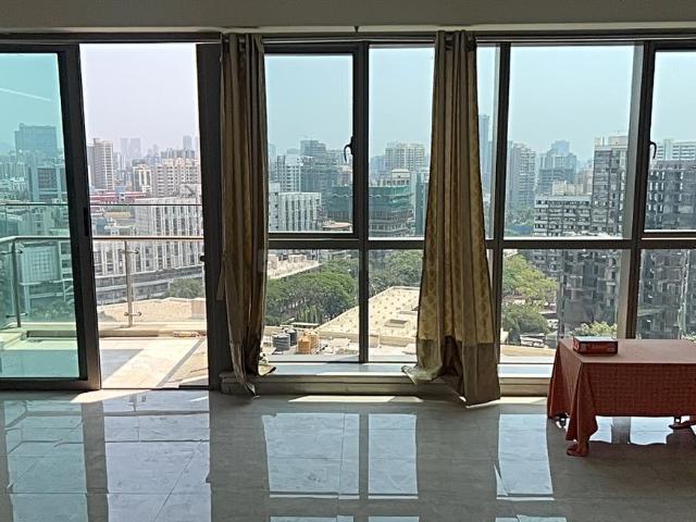 3 BHK Apartment in Malad West for resale Mumbai. The reference number is 19725419
