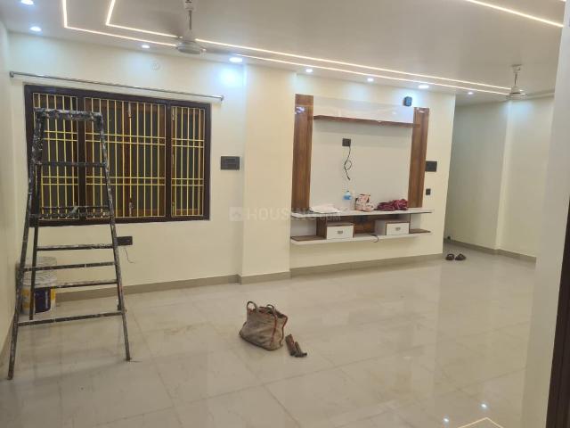 3 BHK Apartment in Maldahiya for rent Varanasi. The reference number is 20991992