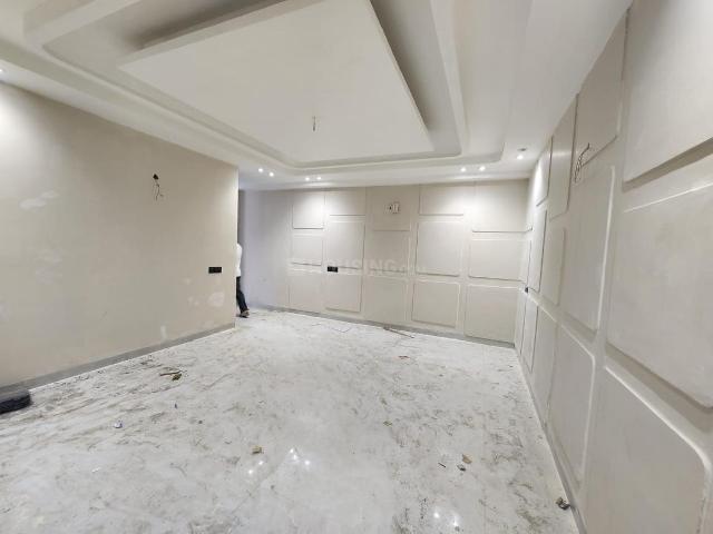 3 BHK Apartment in Mandi for resale New Delhi. The reference number is 18319122