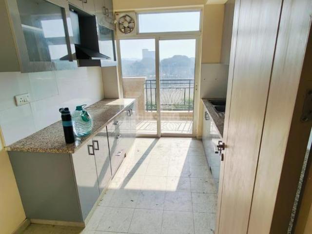 3 BHK Apartment in Manesar for resale Gurgaon. The reference number is 21170117