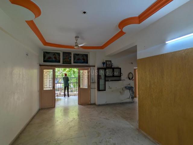 3 BHK Apartment in Maninagar for rent Ahmedabad. The reference number is 19860747