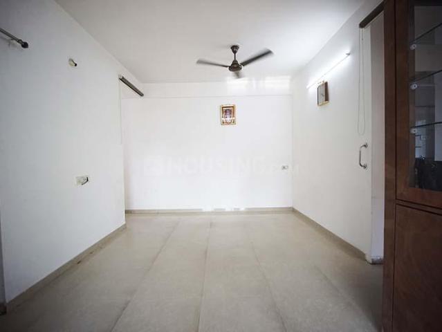 3 BHK Apartment in Maninagar for resale Ahmedabad. The reference number is 20451893