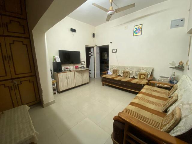 3 BHK Apartment in Maninagar for resale Ahmedabad. The reference number is 8358657