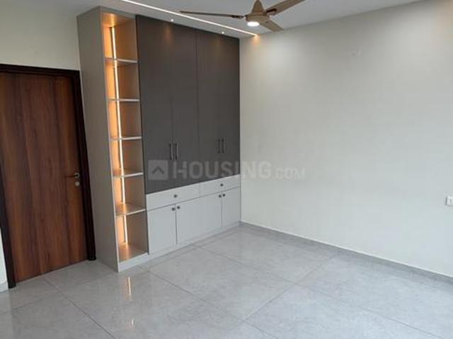 3 BHK Apartment in Manikonda for rent Hyderabad. The reference number is 21132442