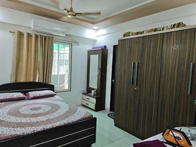 3 BHK Apartment in Manjalpur for resale Vadodara. The reference number is 20731309