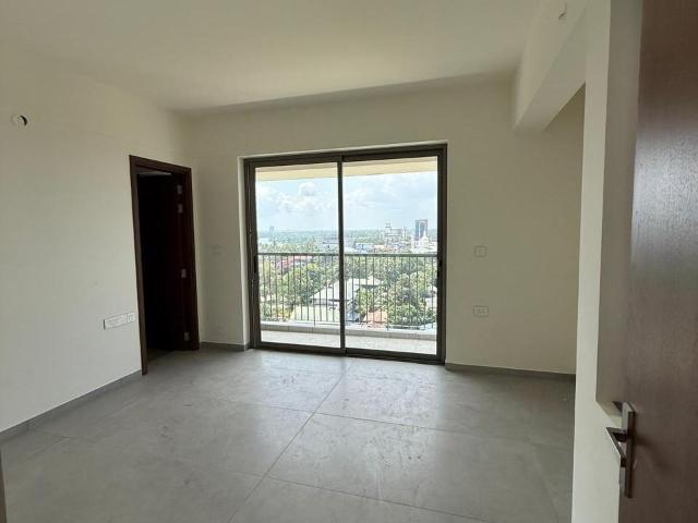 3 BHK Apartment in Maradu for resale Kochi. The reference number is 20942469