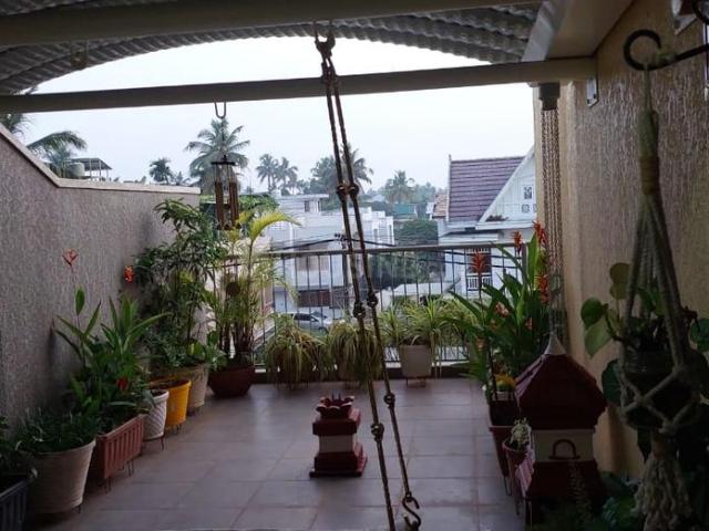 3 BHK Apartment in Maradu for resale Kochi. The reference number is 20158491