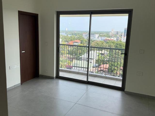 3 BHK Apartment in Maradu for resale Kochi. The reference number is 21254039