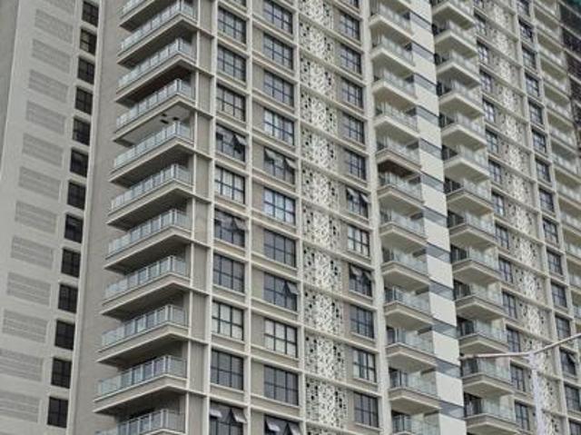 3 BHK Apartment in Marine Drive for resale Kochi. The reference number is 18465773