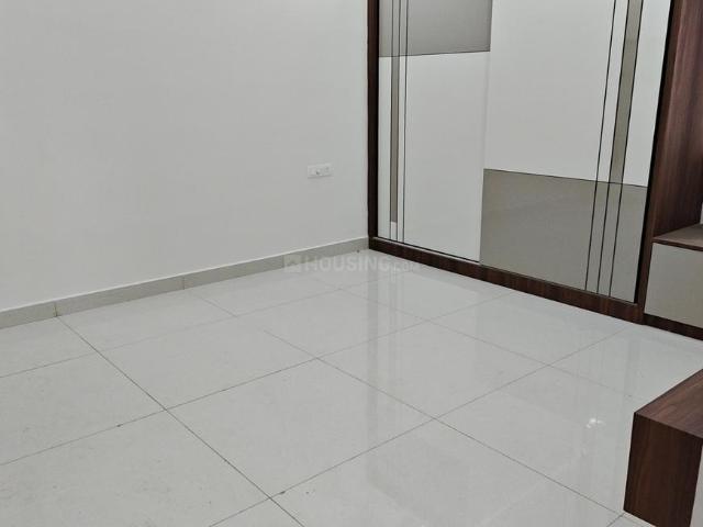 3 BHK Apartment in Miyapur for rent Hyderabad. The reference number is 20456304